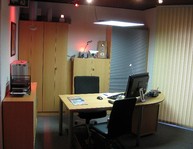 Panel über Schreibtisch, Büro im 1. Stock LED-Panel, Büro alt